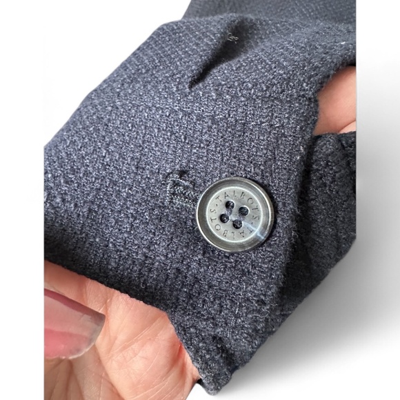 Classic TALBOTS Women's L Long-Sleeved Button-Down Large-Weave Navy Shirt-Jacket - Picture 7 of 10